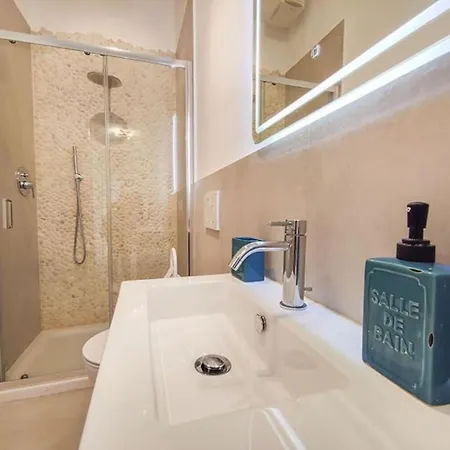 Incantevole Trilocale Luigia Fronte Mare * גרוטמארה