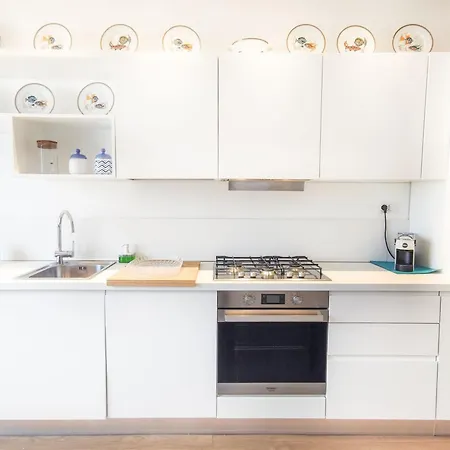 דירה Incantevole Trilocale Luigia Fronte Mare גרוטמארה