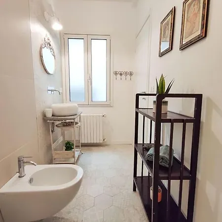 Apartment Incantevole Trilocale Luigia Fronte Mare *